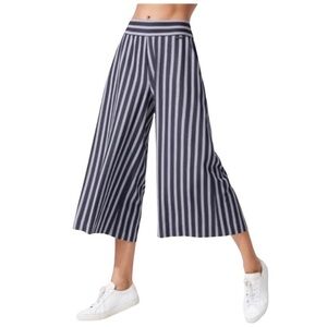 Sweaty Betty Women's Beetle Blue Stripe Enso Culottes Wide Leg Crop Pants Small